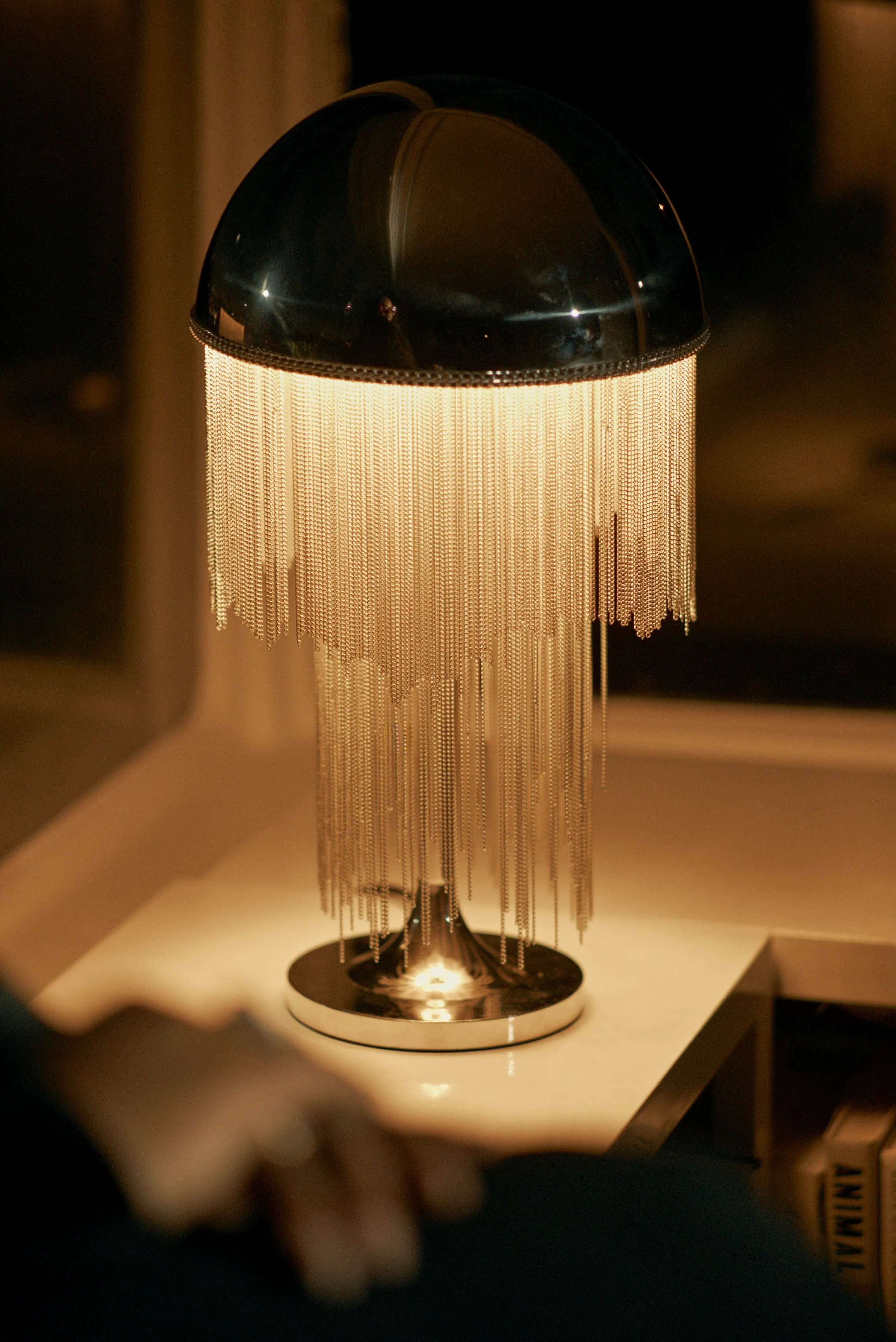 Dome Fringe Table Lamp